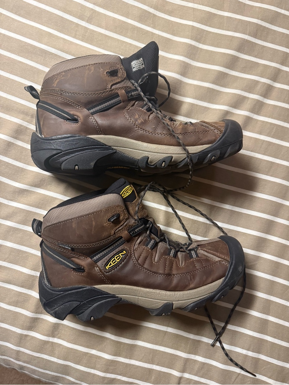 KEEN Men's Targhee II